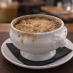 French Onion Soup- supa de ceapa cu branza Emmenthaler